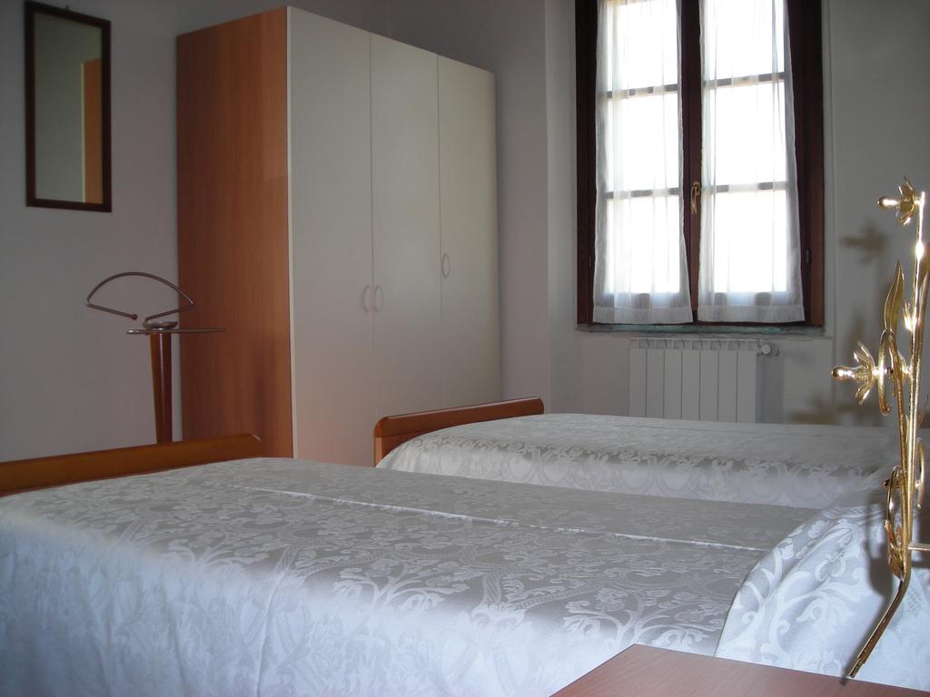 Agriturismo Cascina Roma Ozzero Room photo